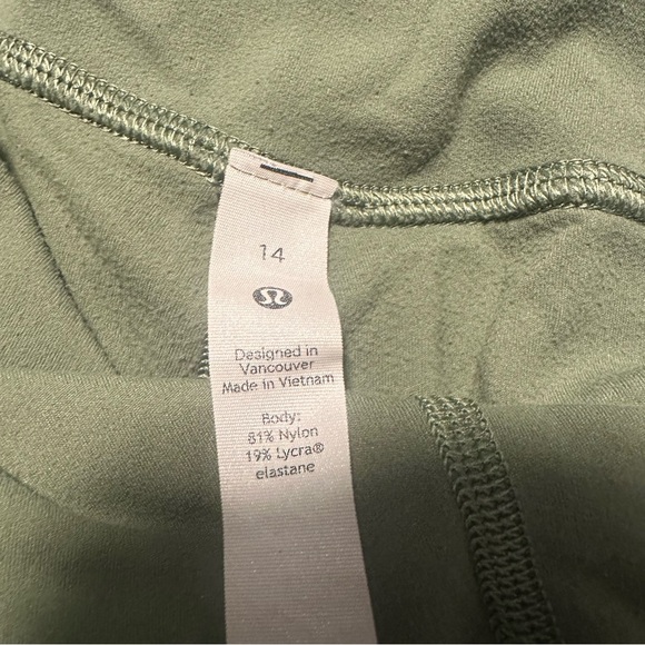 Lululemon Leggings-Green - Picture 3 of 5